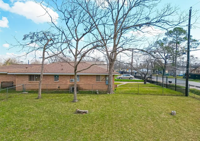 Photo 3 of Land for sale at 7902 Pointer St, Houston, TX 77016 | MLS# 90268604 | Listing updated on 2026-08-31