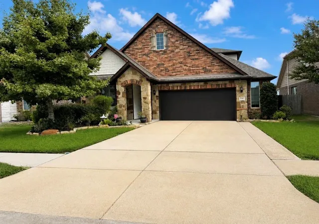 Photo 1 of Single family home for sale at 230 Bayside Xing Dr, La Porte, TX 77571 | MLS# 21716668 | Listing updated on 2026-09-20
