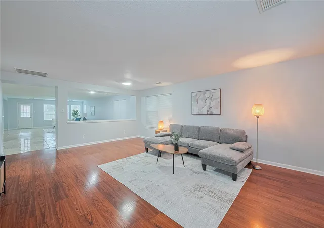Photo 3 of Single family home for sale at 2123 Gable Holw Ln, Katy, TX 77450 | MLS# 95328222 | Listing updated on 2026-09-19