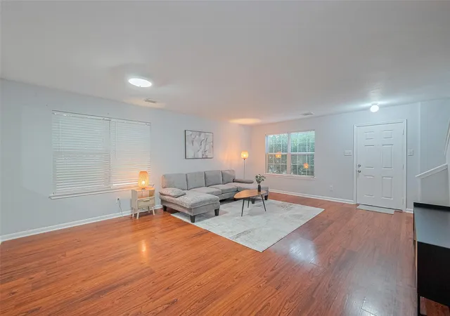 Photo 4 of Single family home for sale at 2123 Gable Holw Ln, Katy, TX 77450 | MLS# 95328222 | Listing updated on 2026-09-19