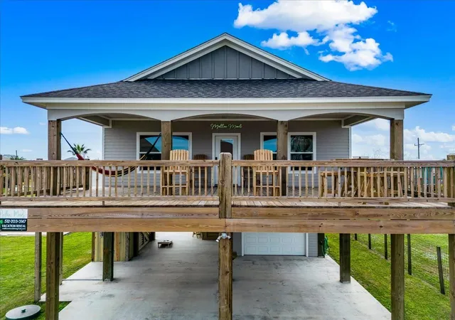 Photo 3 of Single family home for sale at 961 Palmetto Dr, Port Bolivar, TX 77650 | MLS# 75955332 | Listing updated on 2026-09-15