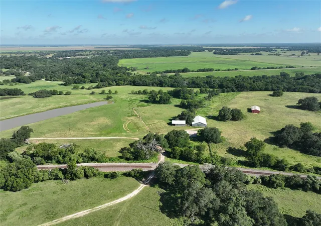 Photo 2 of Land for sale at 913 Acres County Rd 444, Somerville, TX 77879 | MLS# 30100441 | Listing updated on 2026-09-22