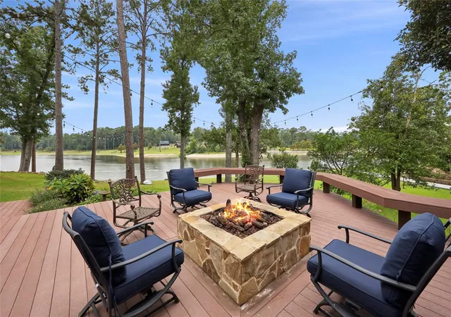 Photo 3 of Single family home for sale at 751 Lakeshore Dr, Brookeland, TX 75931 | MLS# 69461843 | Listing updated on 2026-09-08