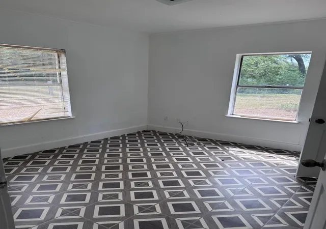 Photo 3 of Sale Pending at 6823 Isla Rd, Pearland, TX 77581 | MLS# 91298118 | Listing updated on 2026-09-12