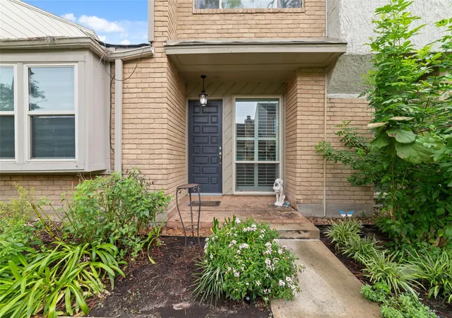 Townhouse for sale at 12625 Memorial Dr #50, Houston, TX 77024 | MLS# 18566383
