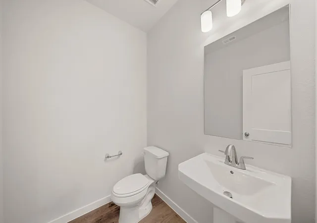 Photo 4 of Single family home for sale at 17022 Clover Fern Ln, Waller, TX 77484 | MLS# 85581493 | Listing updated on 2026-09-23
