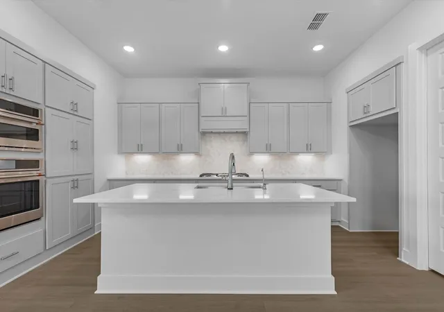 Photo 2 of Single family home for sale at 32147 Sky Branch Dr, Fulshear, TX 77441 | MLS# 44540883 | Listing updated on 2026-09-10