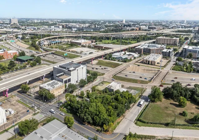 Photo 4 of Land for sale at 1111 Hardy St, Houston, TX 77020 | MLS# 15881946 | Listing updated on 2026-09-09