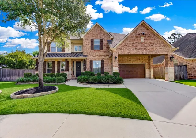 Photo 3 of Single family home for sale at 13406 Ambler Springs Dr, Tomball, TX 77377 | MLS# 11207936 | Listing updated on 2026-10-10