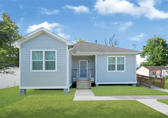 Photo 1 of Single family home for sale at 7622 Touchstone St, Houston, TX 77028 | MLS# 38069650 | Listing updated on 2026-09-12