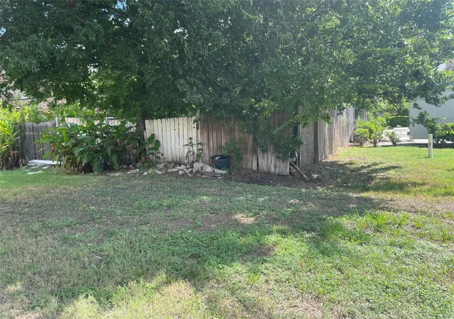 Photo 3 of Single family home for sale at 12747 Bates Ln, Stafford, TX 77477 | MLS# 59161513 | Listing updated on 2026-09-24