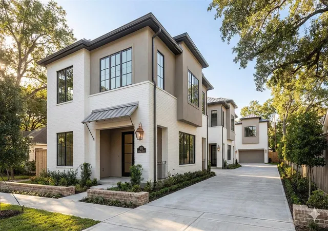 Photo 3 of Land for sale at 5906 Kiam St, Houston, TX 77007 | MLS# 75860266 | Listing updated on 2026-09-08