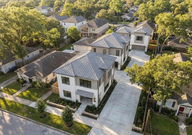 Photo 4 of Land for sale at 5906 Kiam St, Houston, TX 77007 | MLS# 75860266 | Listing updated on 2026-09-08