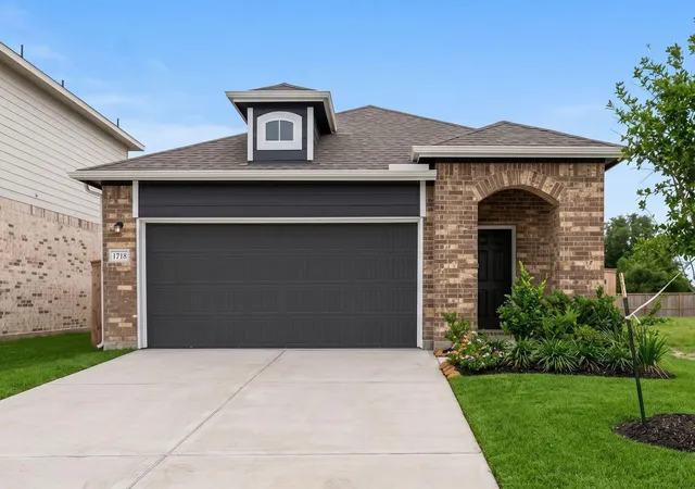 Single family home for sale at 1718 Windrose Bnd, Angleton, TX 77515 | MLS# 59665038