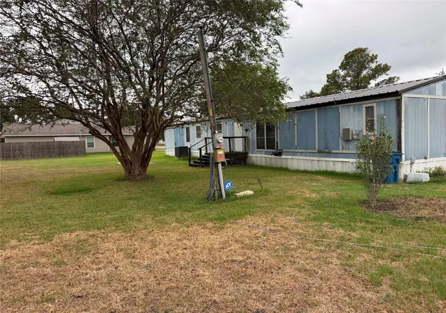 Photo 3 of Single family home for sale at 2106 10th Street, Hempstead, TX 77445 | MLS# 14402613 | Listing updated on 2026-09-11
