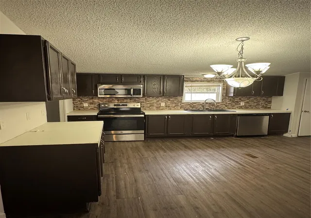 Photo 4 of Single family home for sale at 117 County Rd 3794, Cleveland, TX 77328 | MLS# 74561620 | Listing updated on 2026-09-23