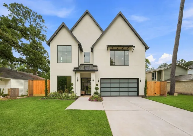 Photo 2 of Single family home for sale at 959 Althea Dr, Houston, TX 77018 | MLS# 17830263 | Listing updated on 2026-09-11