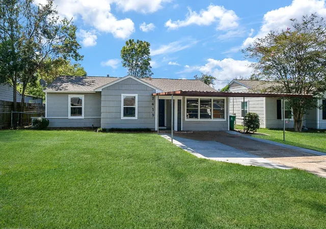 Photo 4 of Single family home for sale at 7419 Jalna St, Houston, TX 77055 | MLS# 11536332 | Listing updated on 2026-09-03