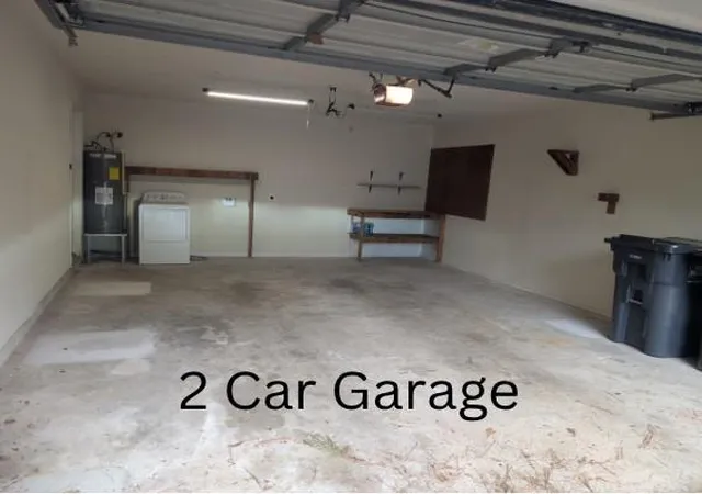 Photo 3 of Single family home for sale at 218 Oxford Dr, Conroe, TX 77303 | MLS# 72376855 | Listing updated on 2026-09-15