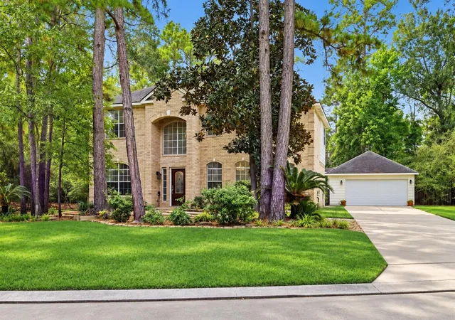 Photo 1 of Sale Pending at 7 Mayborough Ct, Spring, TX 77382 | MLS# 89784372 | Listing updated on 2026-09-26
