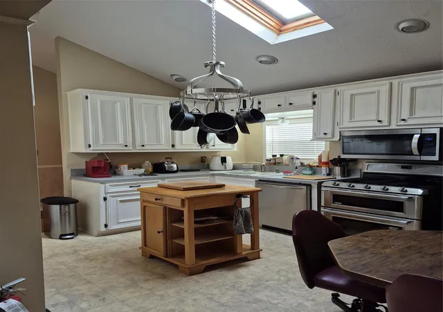 Photo 3 of Single family home for sale at 11217 Todd St, Houston, TX 77055 | MLS# 22894044 | Listing updated on 2026-09-25