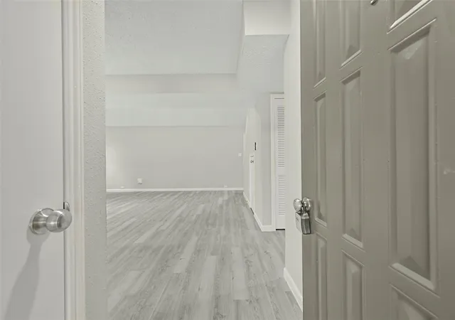 Photo 3 of Single family home for sale at 902 Essex Dr, Friendswood, TX 77546 | MLS# 54437739 | Listing updated on 2026-09-19