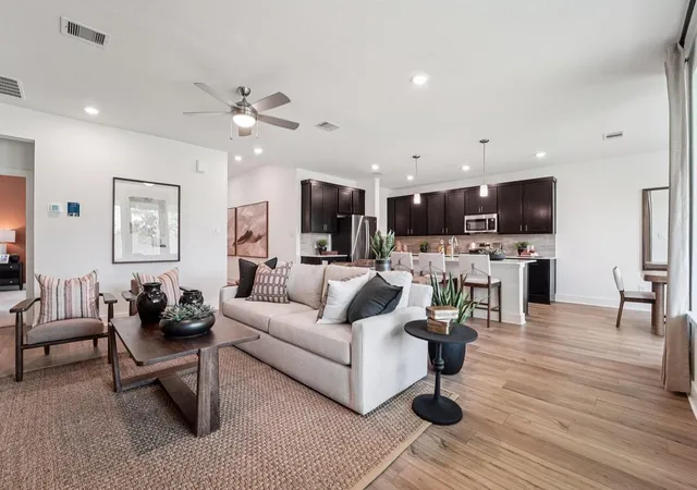 Photo 3 of Sale Pending at 22206 Yellow Rose Ct, Tomball, TX 77375 | MLS# 43400484 | Listing updated on 2026-10-05