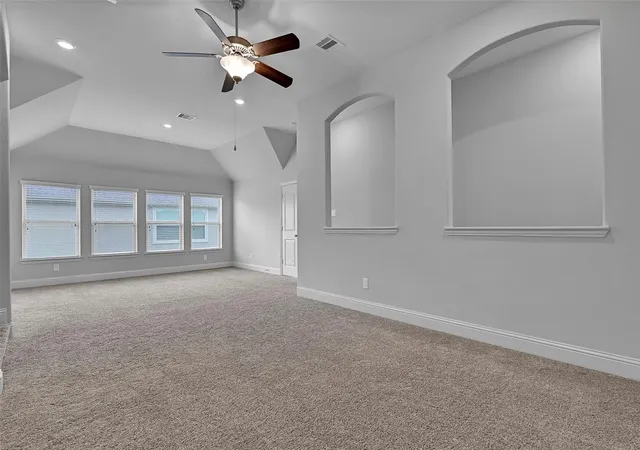 Photo 4 of Single family home for sale at 1321 Summer Fld Ln, Friendswood, TX 77546 | MLS# 12531712 | Listing updated on 2026-09-02