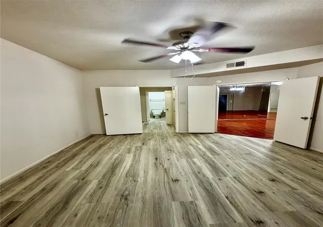 Photo 3 of Condo for sale at 2213 S Braeswood Blvd #13A, Houston, TX 77030 | MLS# 25128359 | Listing updated on 2026-09-09