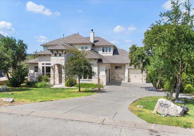 Photo 4 of Single family home for sale at 19112 Leisure Ln, Lago Vista, TX 78645 | MLS# 57593816 | Listing updated on 2026-09-15