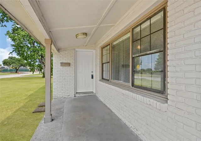 Photo 4 of Single family home for sale at 119 West Ave, Pasadena, TX 77502 | MLS# 88417329 | Listing updated on 2026-09-13