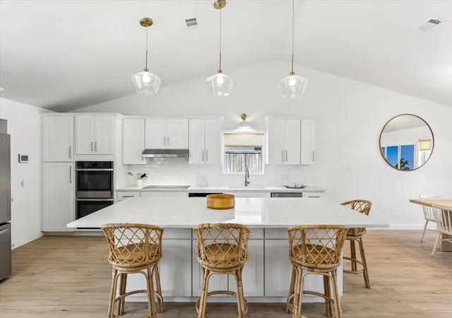 Photo 3 of Single family home for sale at 1031 Chamboard Ln, Houston, TX 77018 | MLS# 50235853 | Listing updated on 2026-09-13