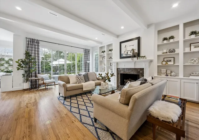 Photo 3 of Sale Pending at 2030 Quenby St, Houston, TX 77005 | MLS# 13869142 | Listing updated on 2026-09-14