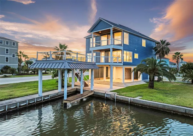 Photo 1 of Single family home for sale at 243 Bamaku Bnd, Galveston, TX 77554 | MLS# 20606256 | Listing updated on 2026-10-06