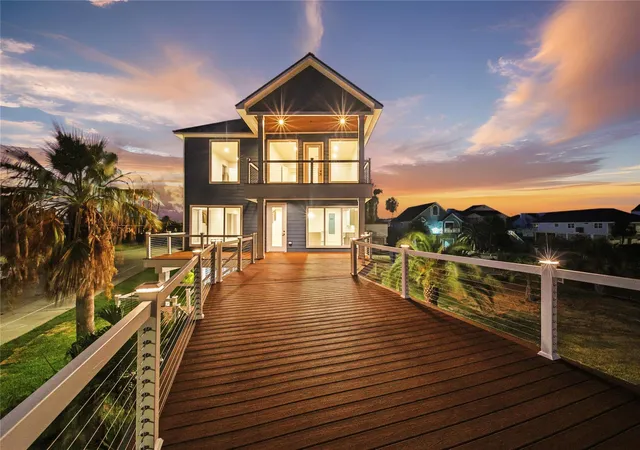 Photo 3 of Single family home for sale at 243 Bamaku Bnd, Galveston, TX 77554 | MLS# 20606256 | Listing updated on 2026-10-06
