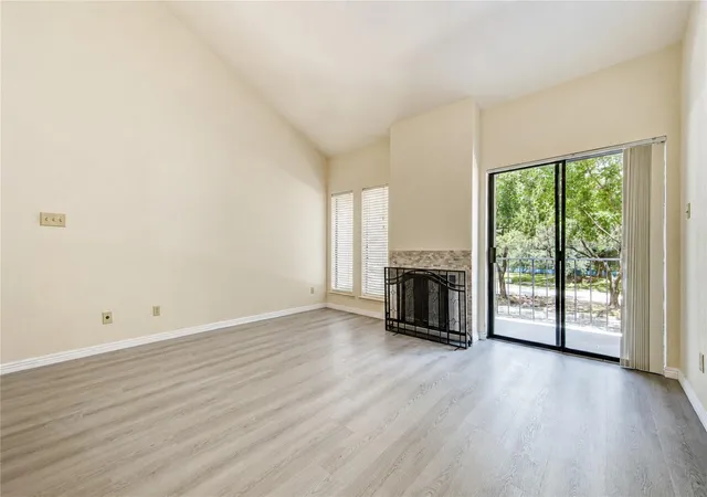 Photo 2 of Condo for sale at 10811 Richmond Ave #9, Houston, TX 77042 | MLS# 98928256 | Listing updated on 2026-09-09