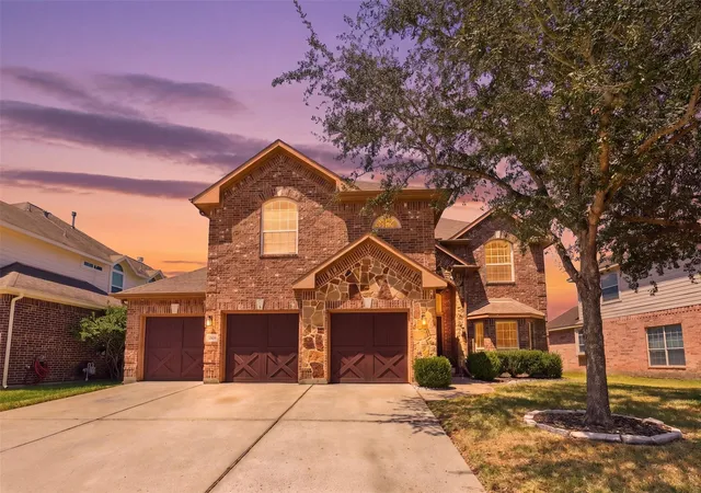Photo 3 of Single family home for sale at 3019 Schumann Oaks Dr, Spring, TX 77386 | MLS# 78423271 | Listing updated on 2026-09-12