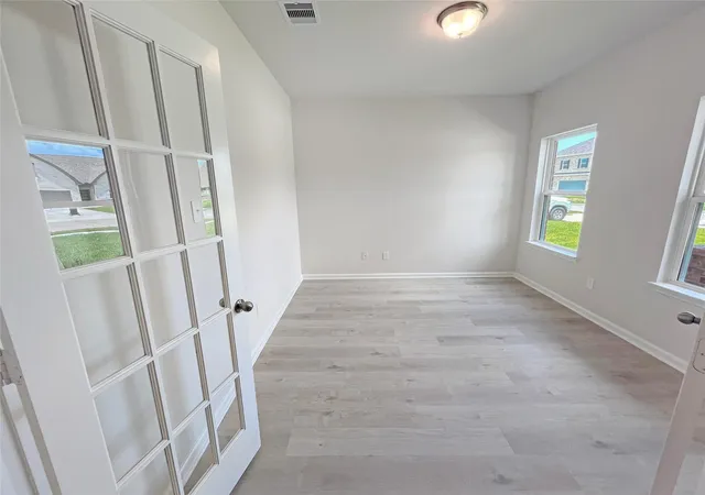 Photo 2 of Single family home for sale at 6010 Royal Palm Dr, Manvel, TX 77578 | MLS# 46993334 | Listing updated on 2026-09-04