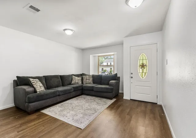 Photo 4 of Single family home for sale at 9726 John Bank Dr, Spring, TX 77379 | MLS# 14468992 | Listing updated on 2026-09-19