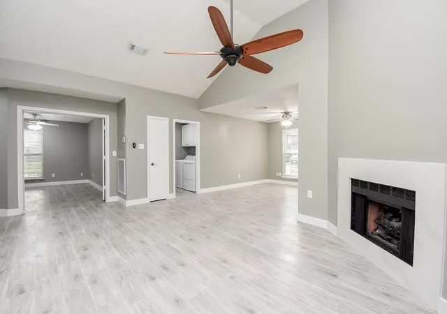 Photo 4 of Single family home for sale at 17330 Modbury St, Spring, TX 77379 | MLS# 75326198 | Listing updated on 2026-09-20