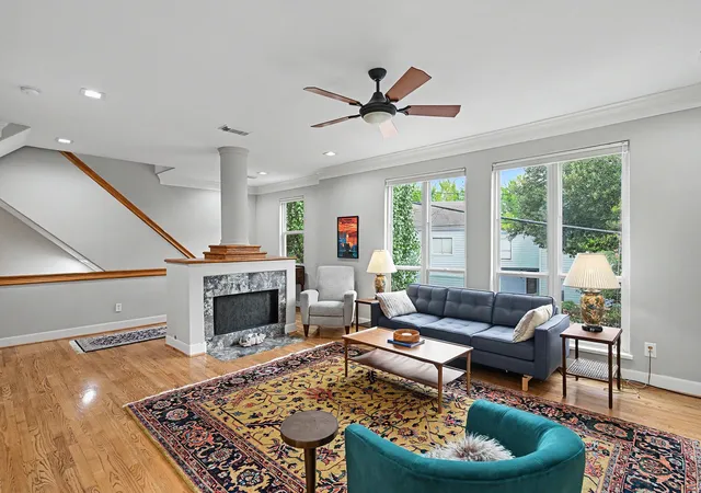 Photo 4 of Townhouse for sale at 710 Rosedale St, Houston, TX 77006 | MLS# 17753079 | Listing updated on 2026-09-13