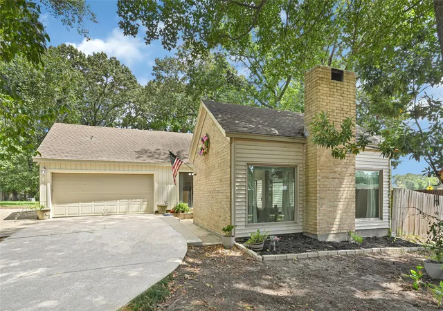 Photo 1 of Single family home for sale at 71 April Wind Dr S, Montgomery, TX 77356 | MLS# 73798803 | Listing updated on 2026-10-07