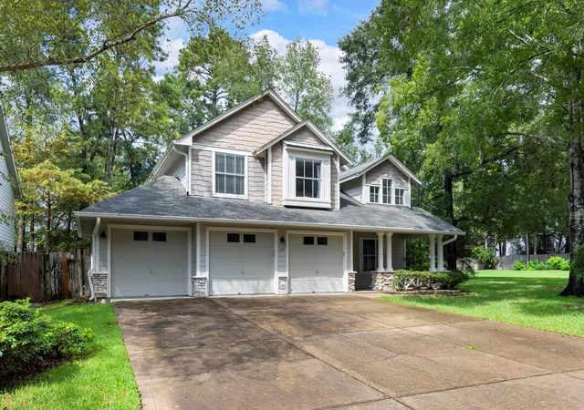Photo 2 of Single family home for sale at 123 Sheerborne Ct, Spring, TX 77382 | MLS# 87180013 | Listing updated on 2026-09-19