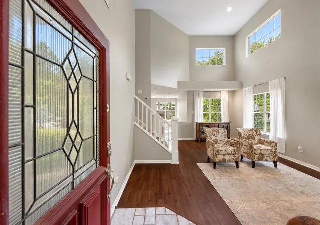 Photo 3 of Single family home for sale at 123 Sheerborne Ct, Spring, TX 77382 | MLS# 87180013 | Listing updated on 2026-09-19