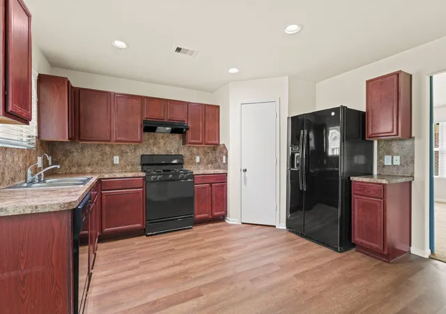 Photo 3 of Single family home for sale at 2110 Red Cedar Trl, Rosenberg, TX 77471 | MLS# 68873348 | Listing updated on 2026-09-14
