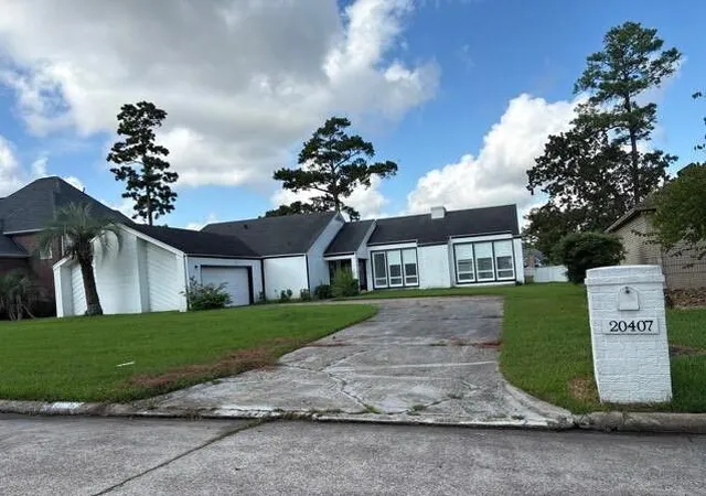 Photo 3 of Single family home for sale at 20407 Sunny Shrs Dr, Humble, TX 77346 | MLS# 65002768 | Listing updated on 2026-09-16