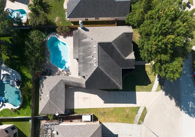 Photo 3 of Single family home for sale at 17410 Pikes Peek Ct, Tomball, TX 77377 | MLS# 81262009 | Listing updated on 2026-09-05