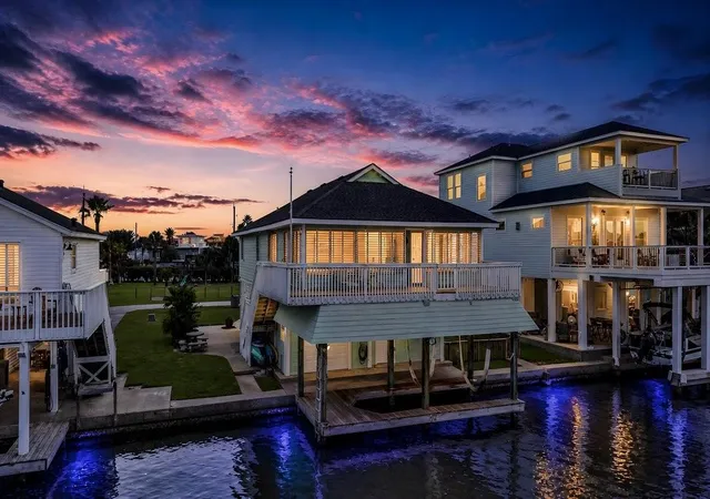 Photo 1 of Single family home for sale at 16610 Tern Rd, Galveston, TX 77554 | MLS# 16449818 | Listing updated on 2026-09-14