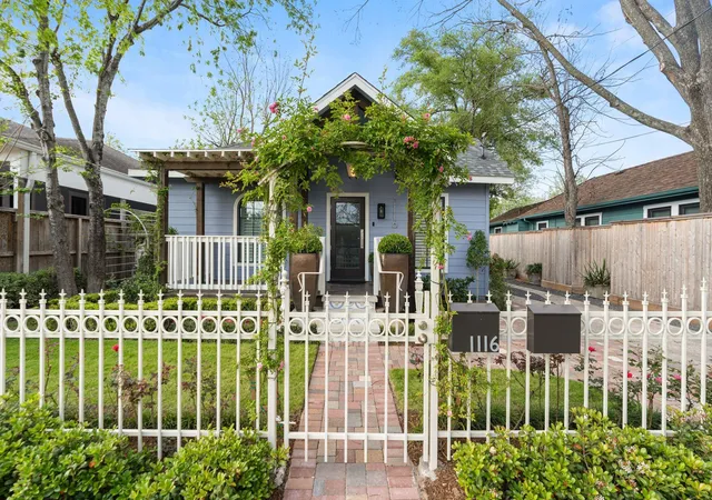 Photo 2 of Single family home for sale at 1116 Nadine St, Houston, TX 77009 | MLS# 10325034 | Listing updated on 2026-09-23