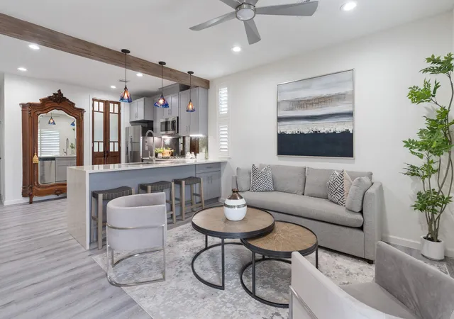 Photo 4 of Single family home for sale at 1116 Nadine St, Houston, TX 77009 | MLS# 10325034 | Listing updated on 2026-09-23